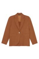 The Linen Classic Blazer That Upgrades You