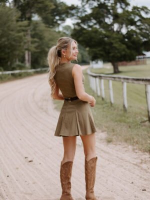 green-pleated-dress.jpg